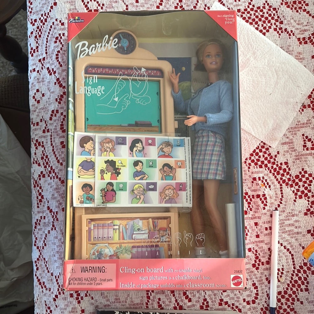 Sign lang barbie